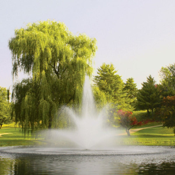 Kasco J Series Fountain With Balsam Spray Pattern On The Water