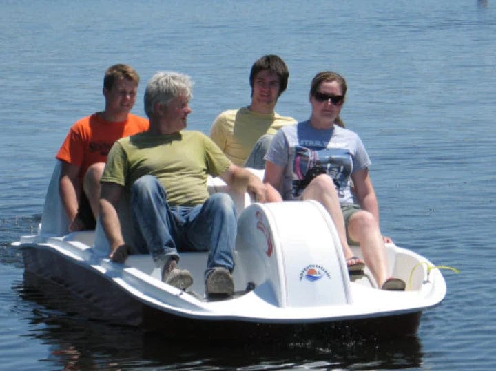 Adventure Glass 6 Person 4 peddler SeaVenture Paddle Boat