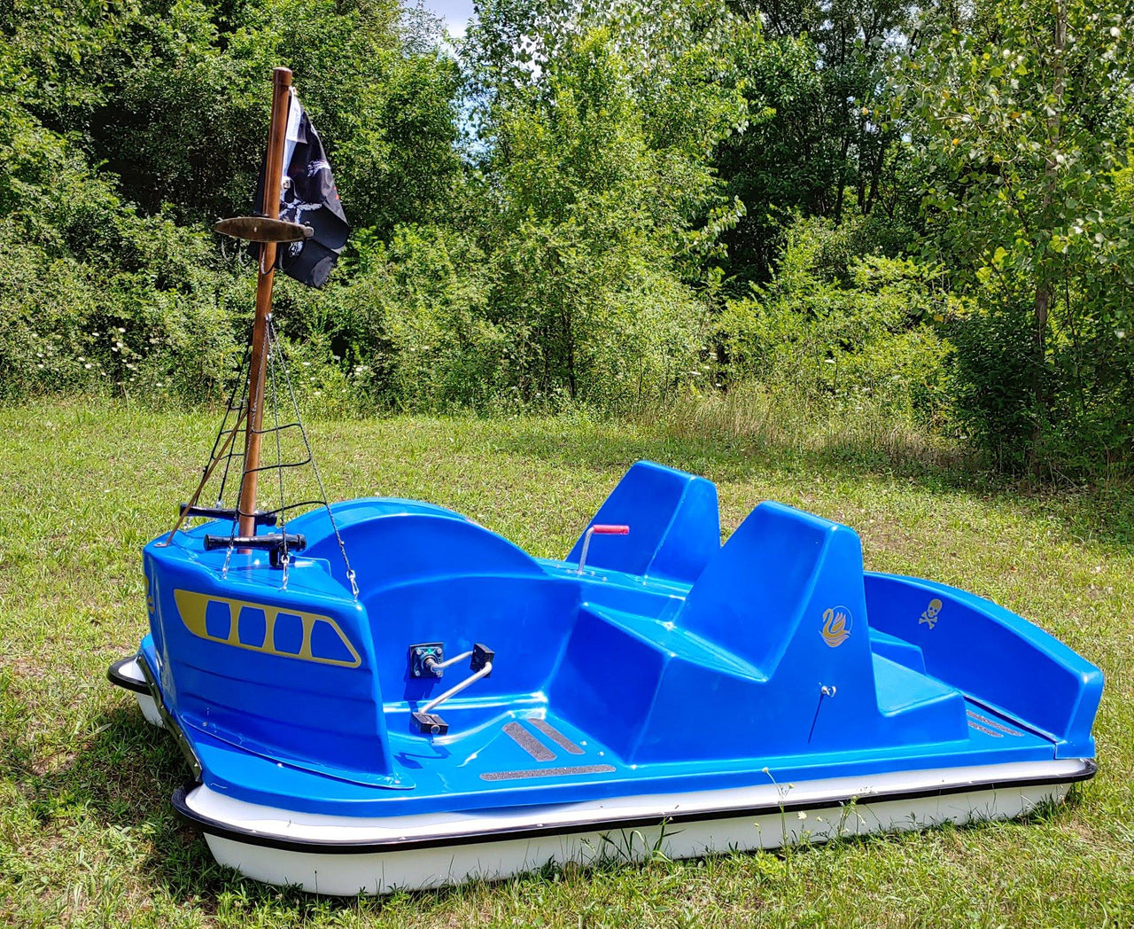 Adventure Glass Pirate Ship Platform Paddle Boat