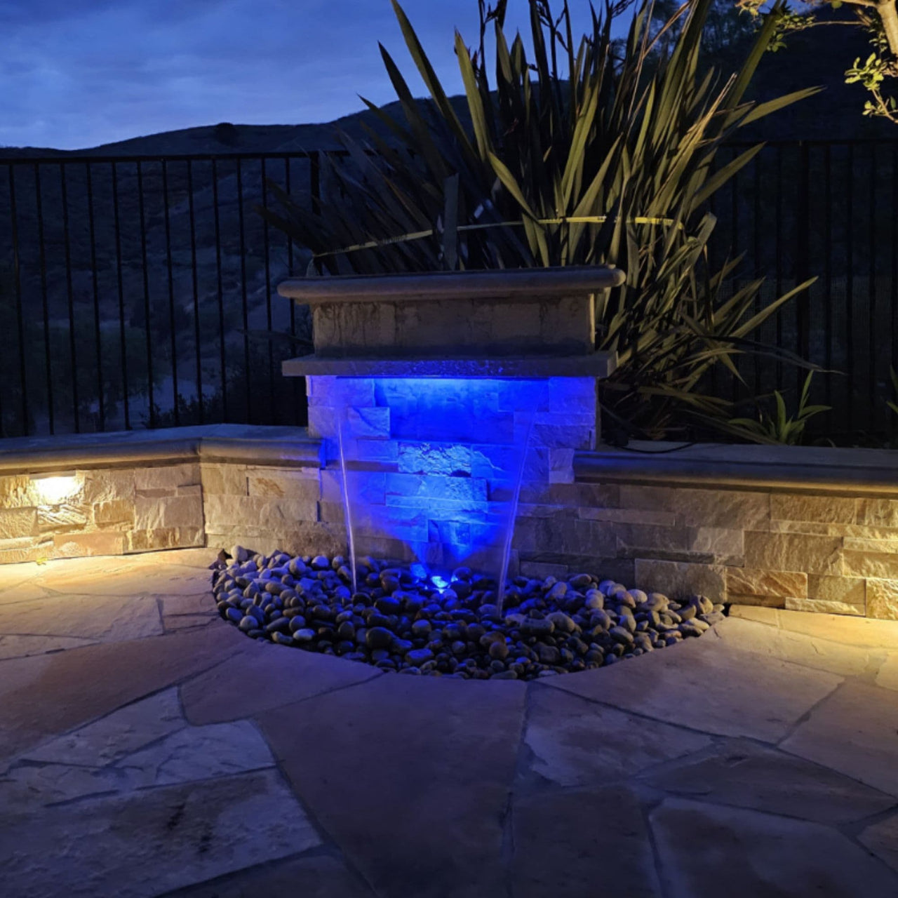 Blue Thumb Formal Falls Wall Waterfall Kit On Night Time With Lights - Medium Kit