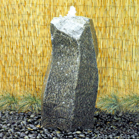 Blue Thumb Twisted Creek Garden Fountain Rock With Bamboo Fence Backdrop