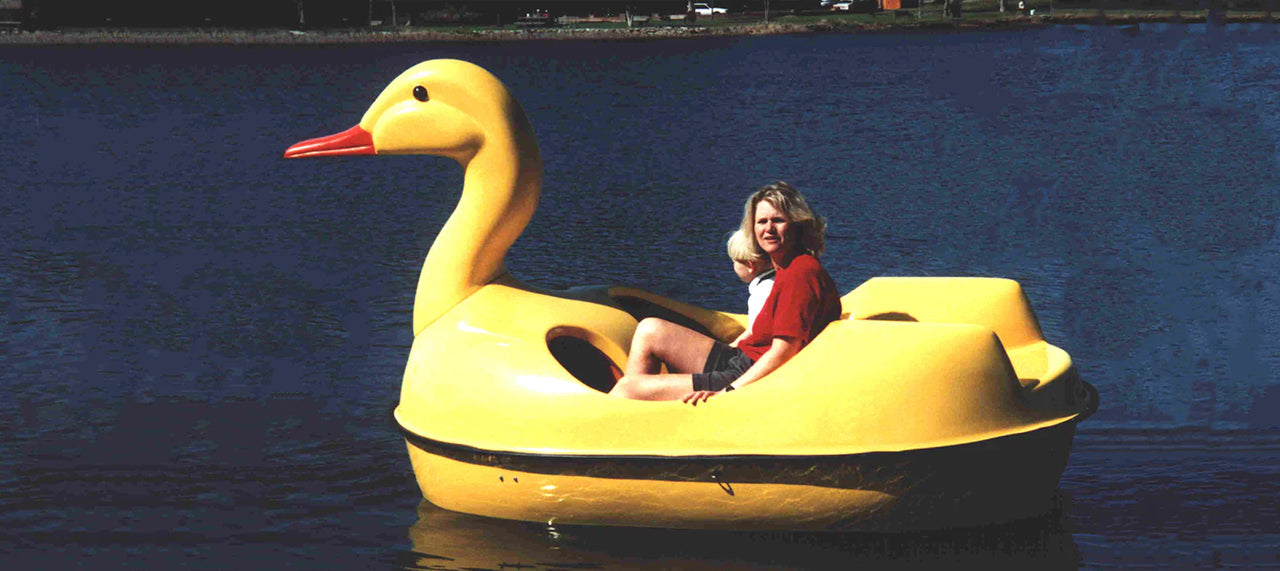 Adventure Glass Duck Classic 4 Person Paddle Boat