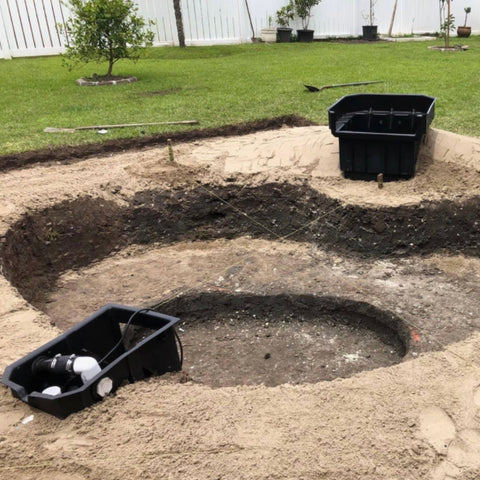 Elite Pond Skimmer With Green Grass And White Fence