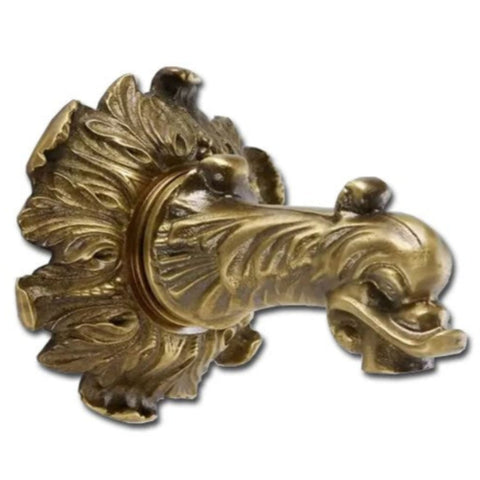 Giannini Garden Foritalico Fountain For Spout Showing Detailed Design