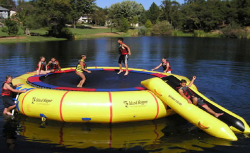 Island Hopper 25 Giant Jump Water Trampoline