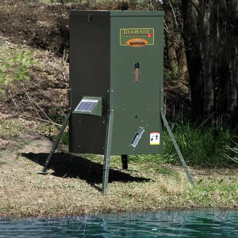 Texas Hunter Fish Feeder