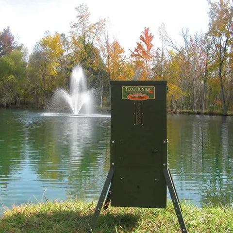Texas Hunter Fish Feeder