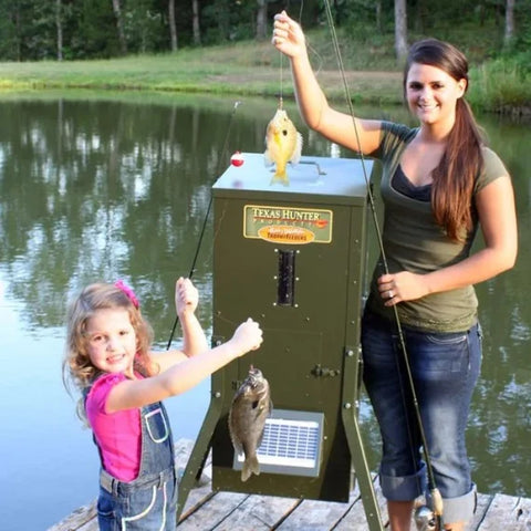 Texas Hunter Fish Feeder