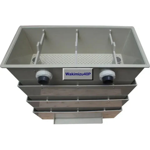 Top dispersion tray of the GC Tek Wakimizu bakki shower spreading water evenly