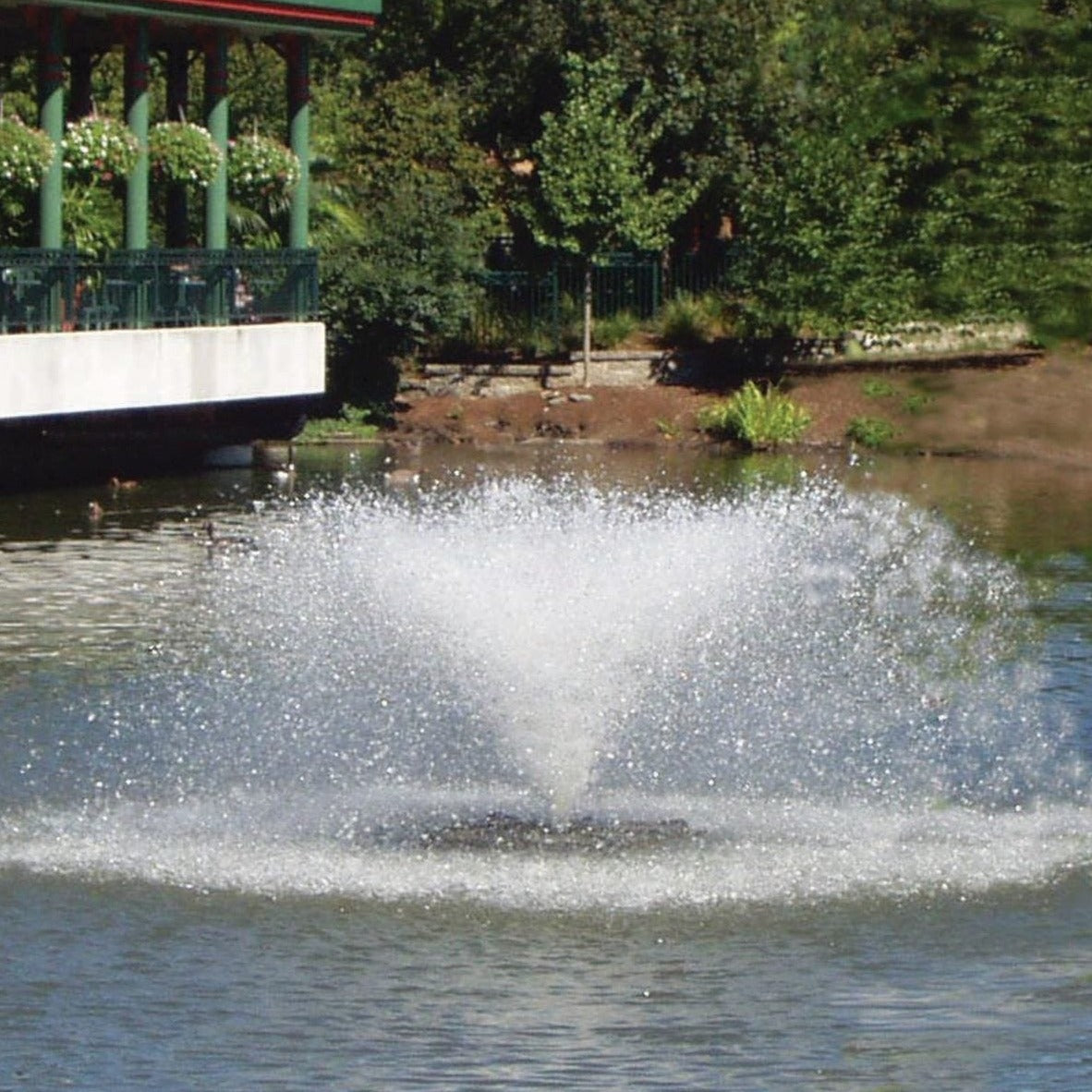 Air-O-Lator Font`N-Aire Ready 1HP Pond Aerating Fountain